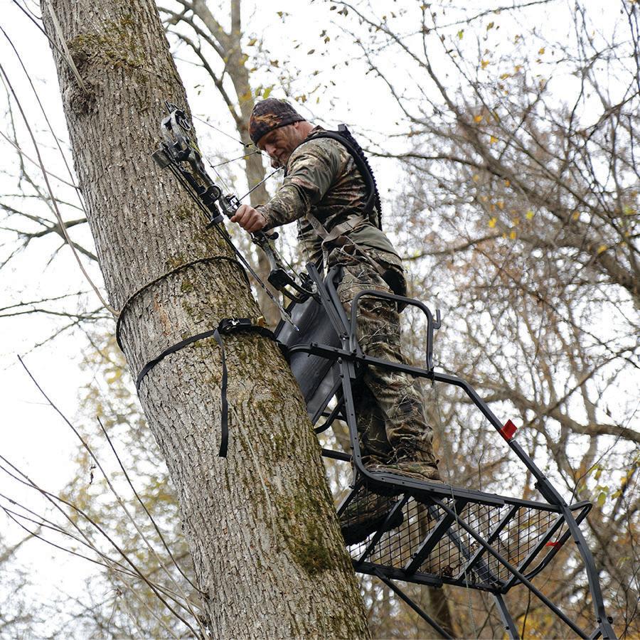 Ardisam (River's Edge/ Barronett Blinds) River's Edge Game Gambrel with Hoist