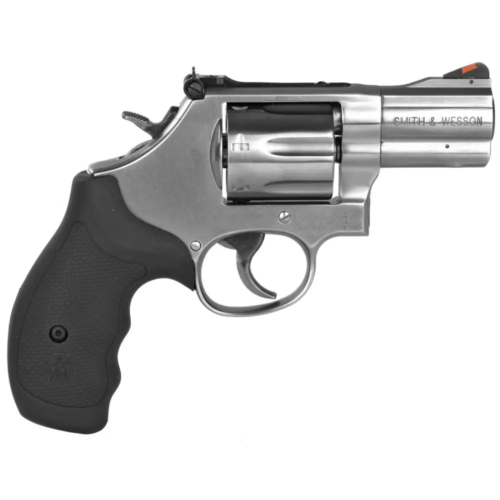 Smith & Wesson L-Frame Model 686 Plus Handgun .357 Mag 7rd Capacity 2.5" Barrel Silver with Black Grip